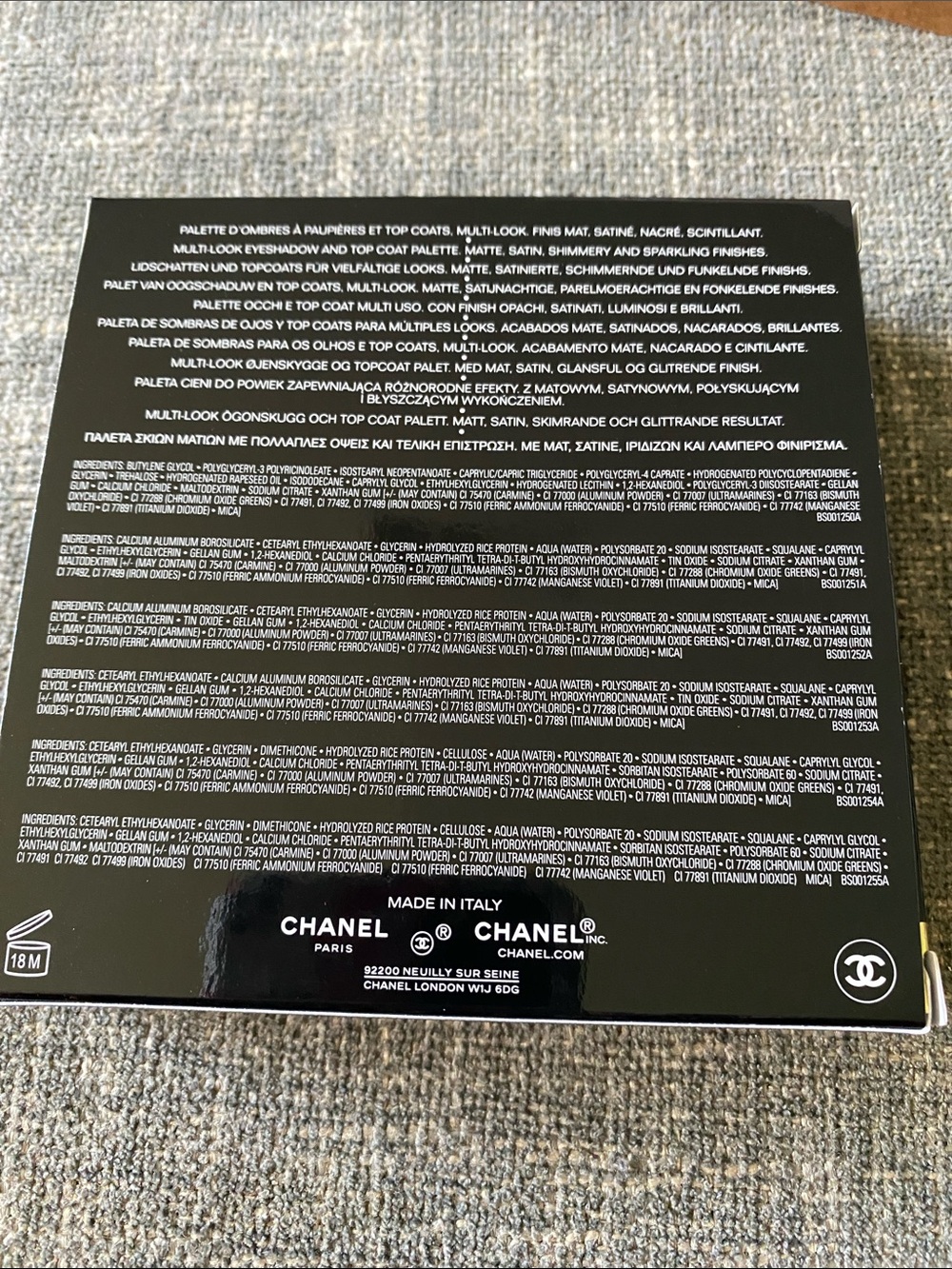 Chanel Les 9 Ombres Eyeshadow Palette - Picture 7 of 11